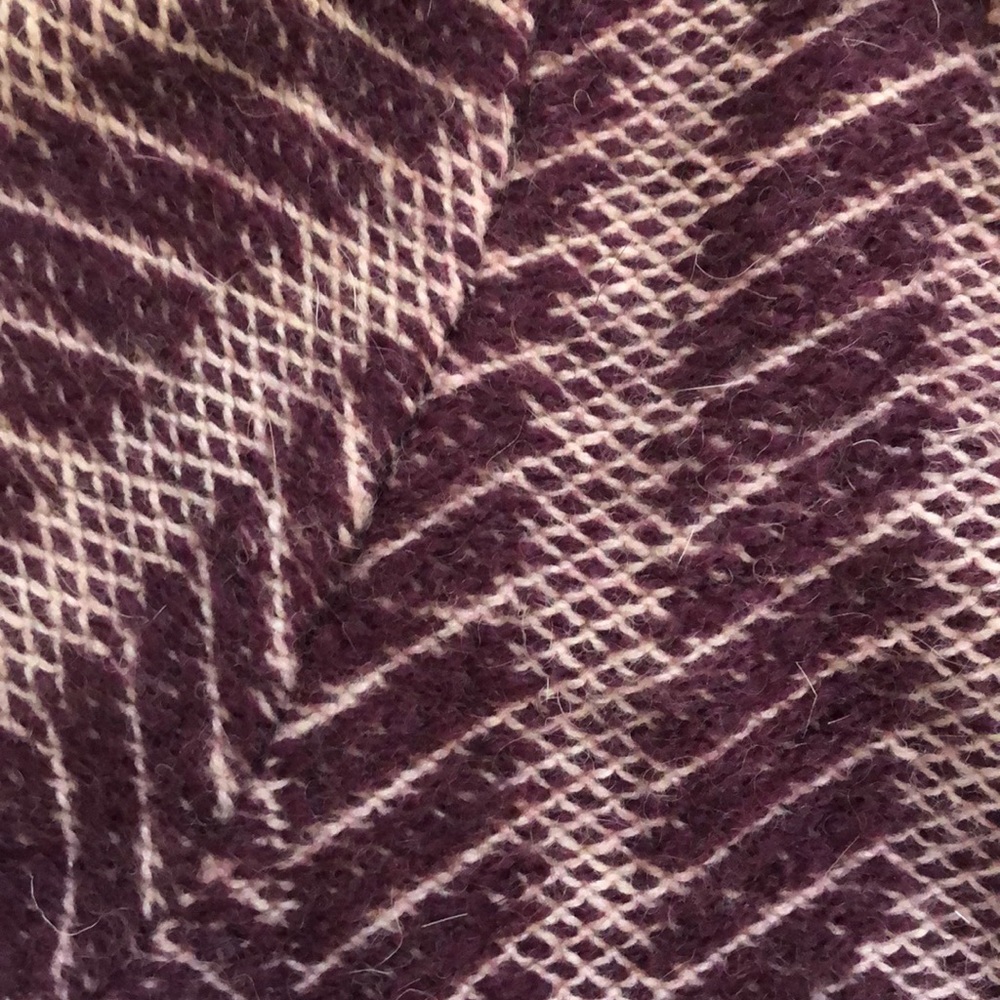 Cardigan - Picture 2 of 3